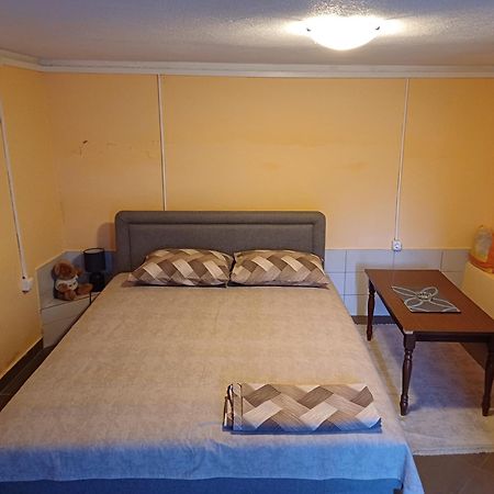 Apartman Pavle เวียร์ปาซาร์ ภายนอก รูปภาพ