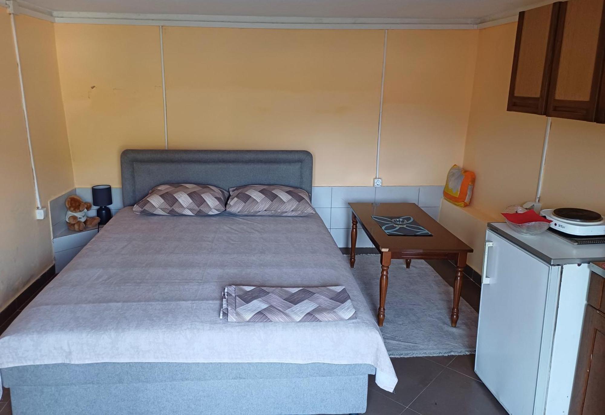 Apartman Pavle เวียร์ปาซาร์ ภายนอก รูปภาพ