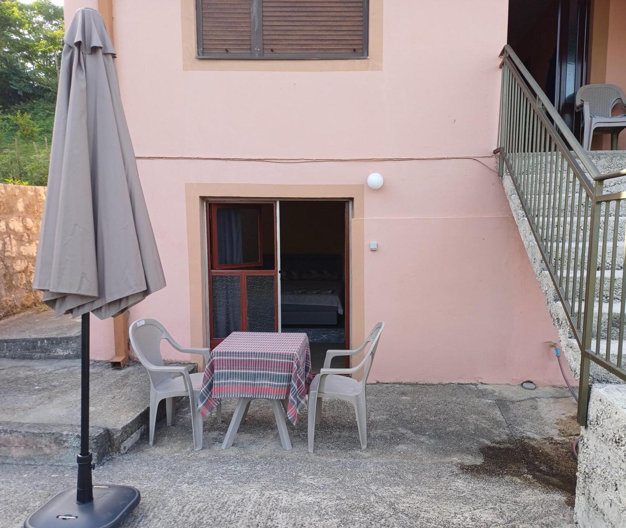 Apartman Pavle เวียร์ปาซาร์ ภายนอก รูปภาพ