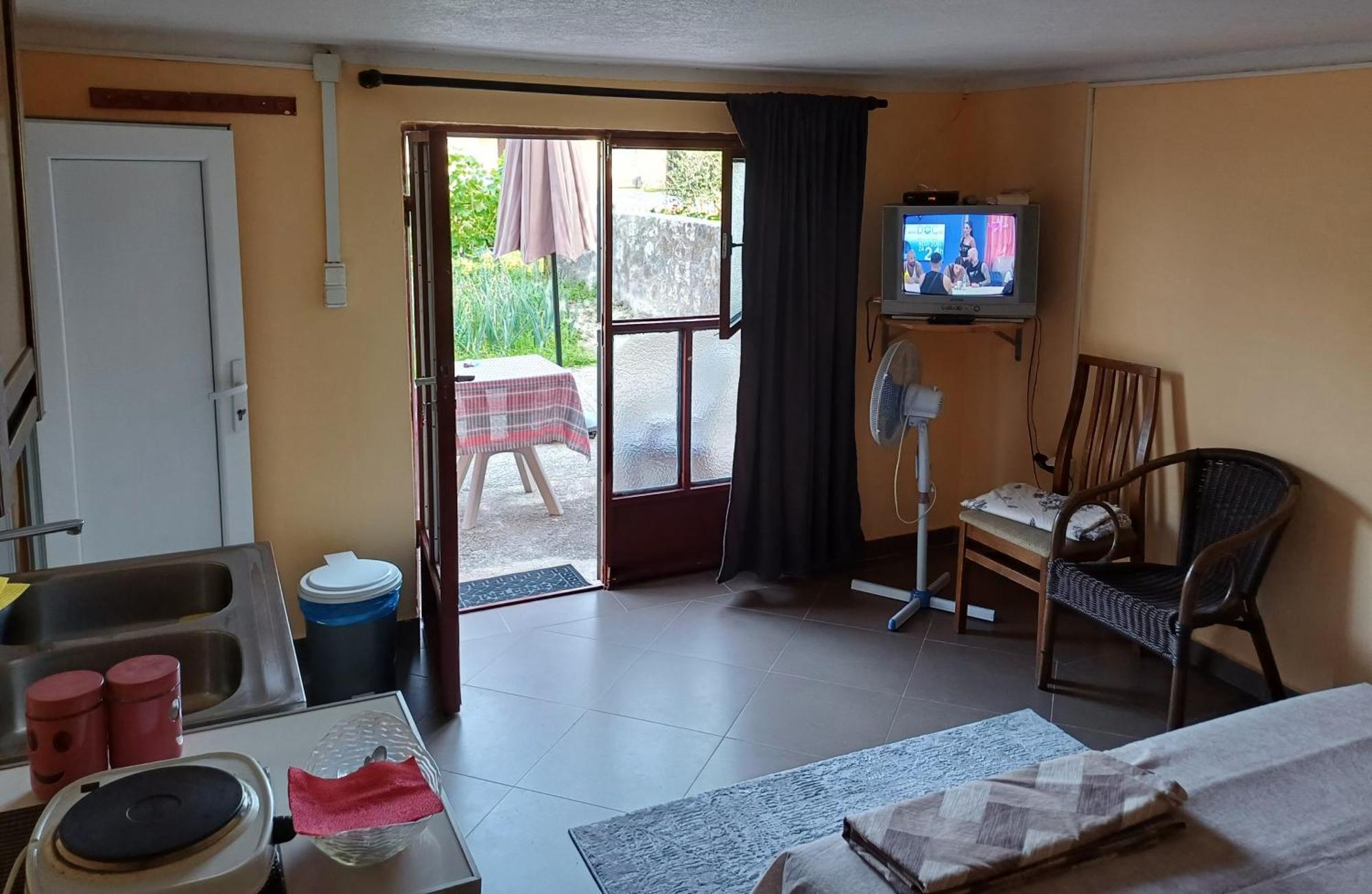Apartman Pavle เวียร์ปาซาร์ ภายนอก รูปภาพ
