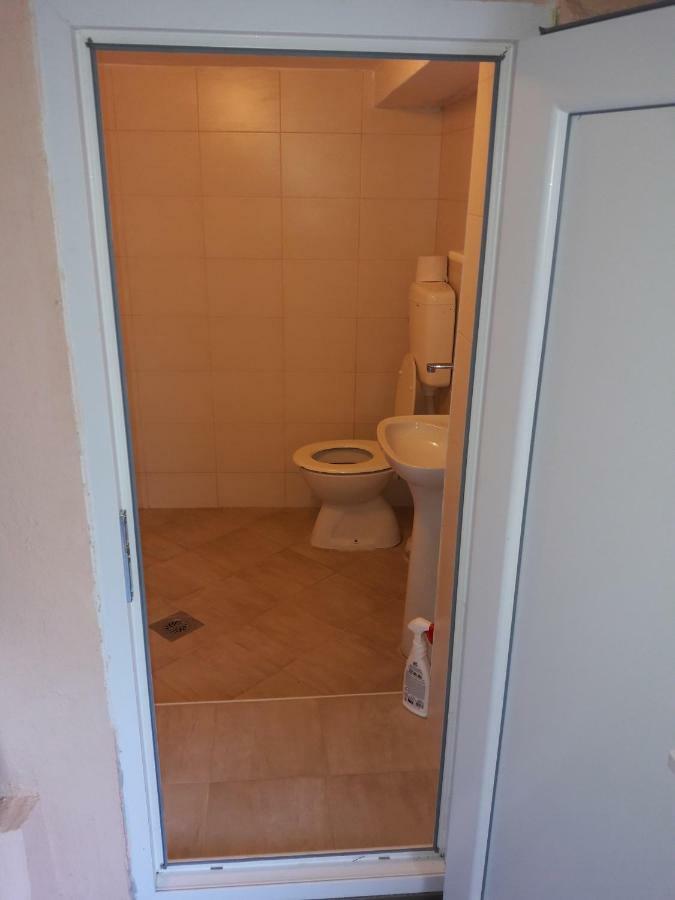 Apartman Pavle เวียร์ปาซาร์ ภายนอก รูปภาพ